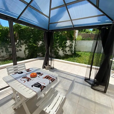 Byala Leisure Place Apartman